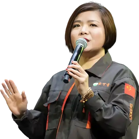 李琳人物形象照