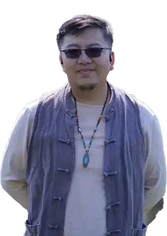 胡明人物形象照