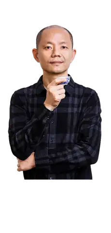 陈小航人物形象照