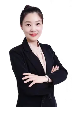 李 方人物形象照