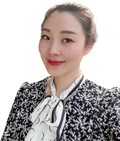 李芳人物形象照