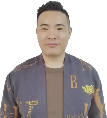 陈海松人物形象照