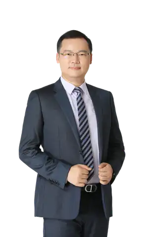曾凯人物形象照