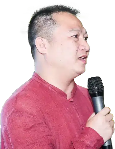 陈光源人物形象照