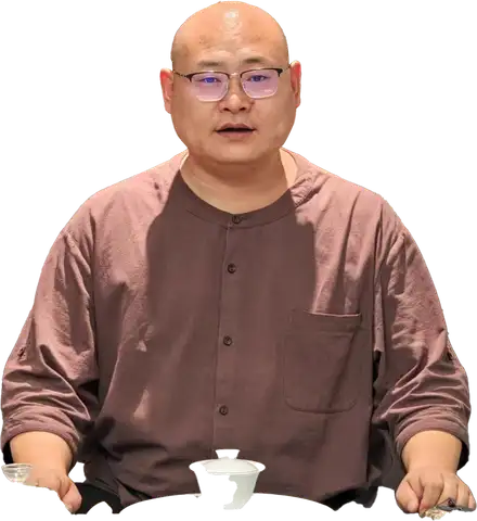王炳武人物形象照
