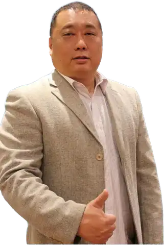 7哥人物形象照