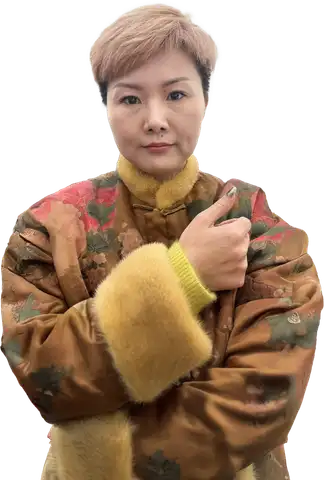 张英人物形象照