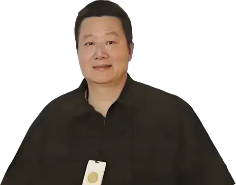 刘远明人物形象照